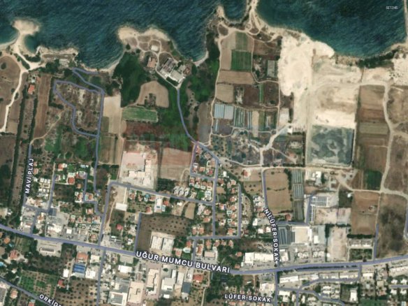 Plot with Turkish Title Deed in Ozanköy
