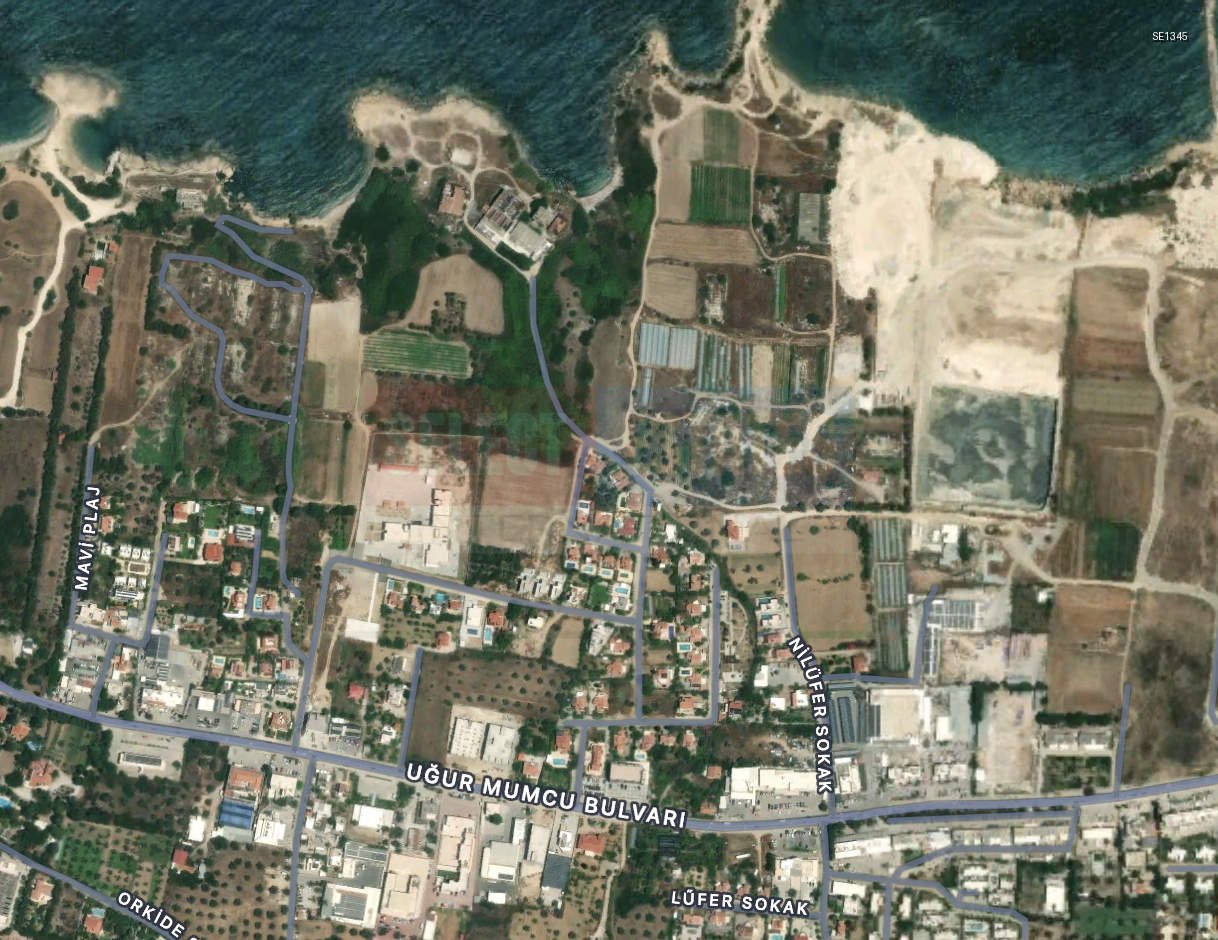 Plot with Turkish Title Deed in Ozanköy