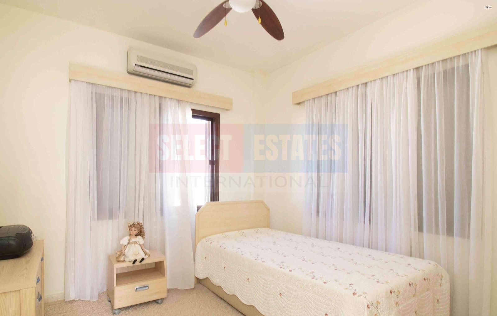 Furnished Villa for Sale by the Sea