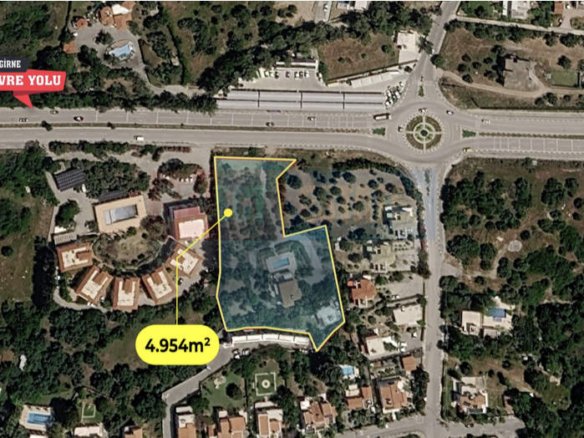 Commercial Land with Equivalent Title Deed in Edremit
