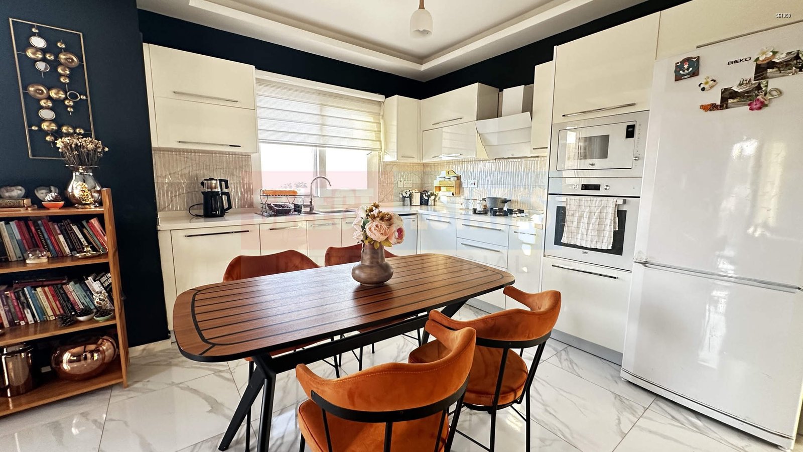 Alsancak Furnished Penthouse with Pool