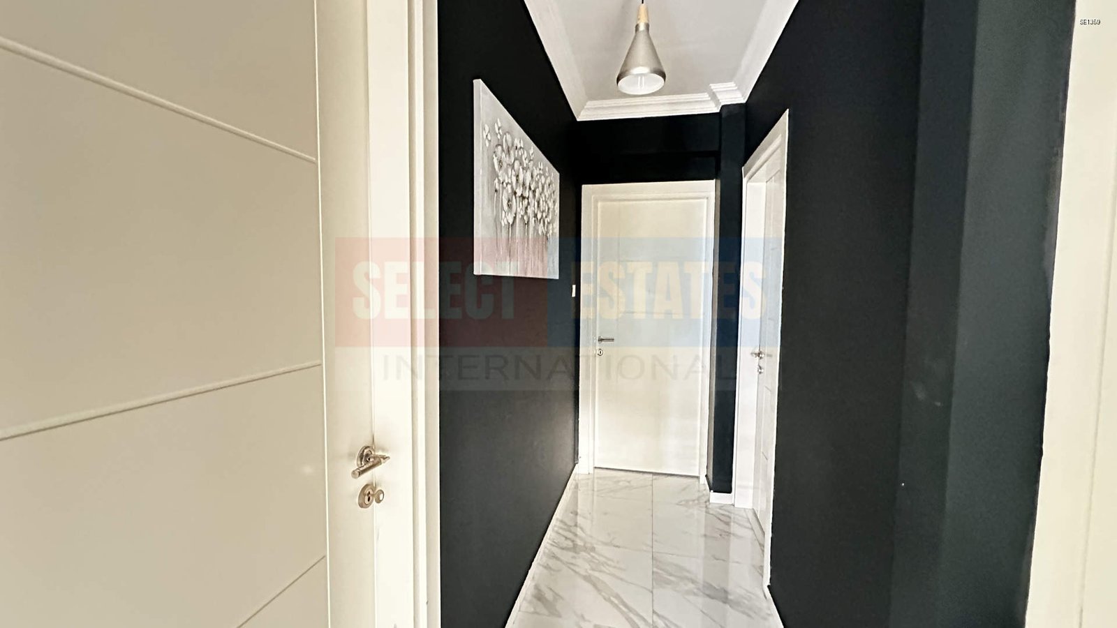 Alsancak Furnished Penthouse with Pool