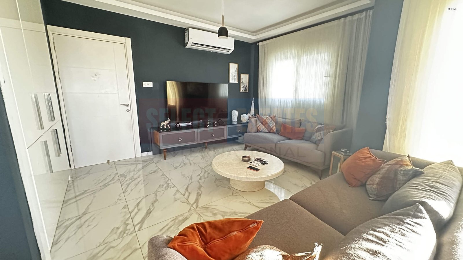 Alsancak Furnished Penthouse with Pool