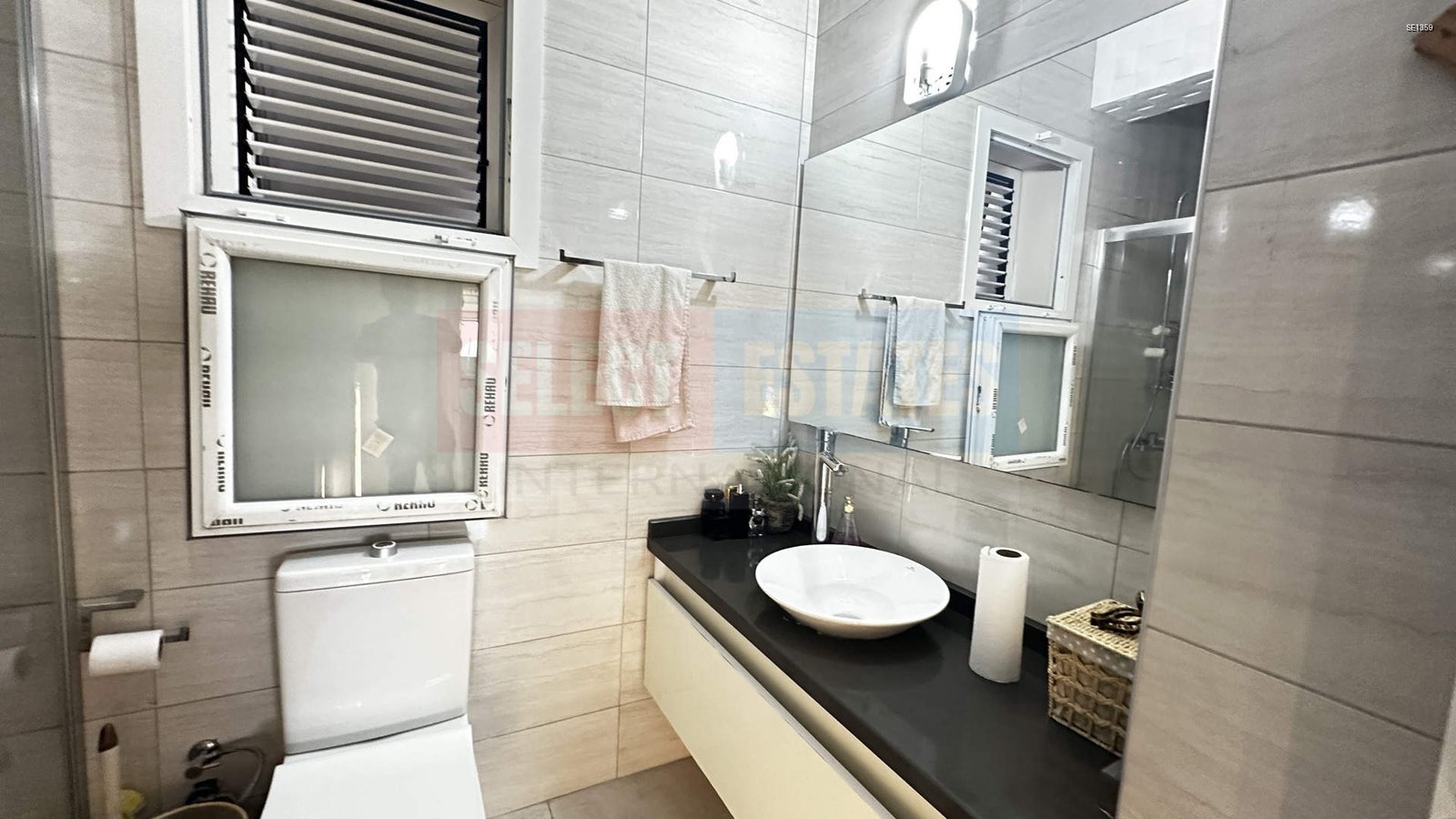 Alsancak Furnished Penthouse with Pool