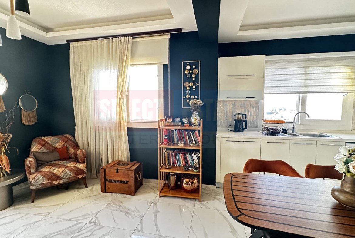 Alsancak Furnished Penthouse with Pool