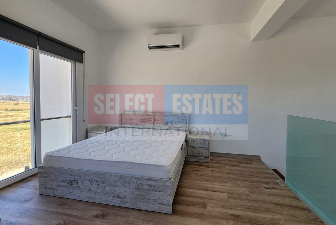 Fully Furnished Loft in Four Vision