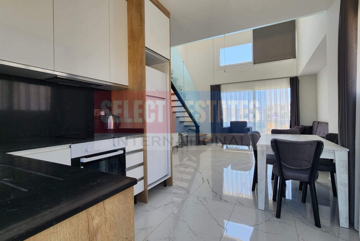 Fully Furnished Loft in Four Vision