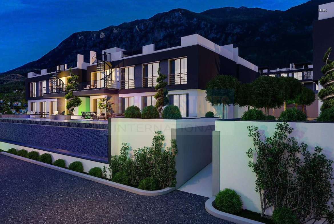 Luxury Garden Apartment in Lapta