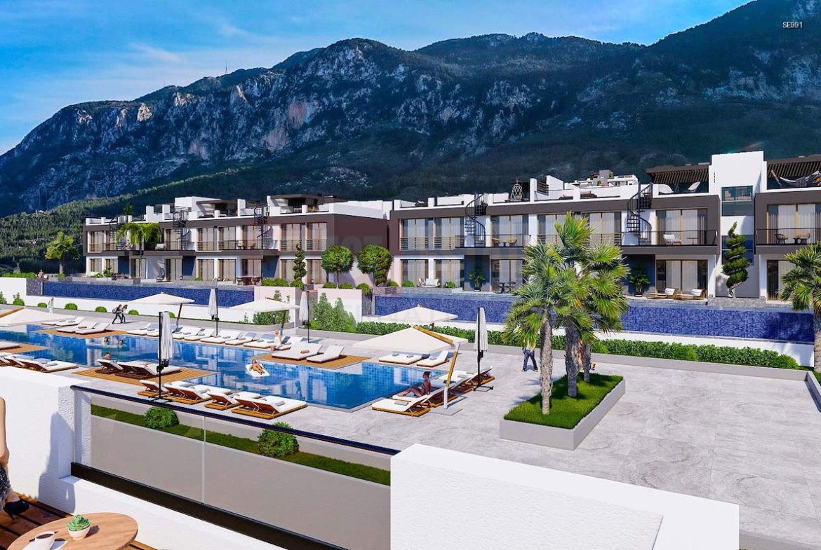 Luxury Garden Apartment in Lapta