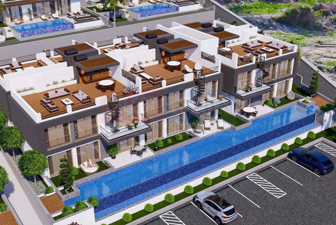Luxury Garden Apartment in Lapta