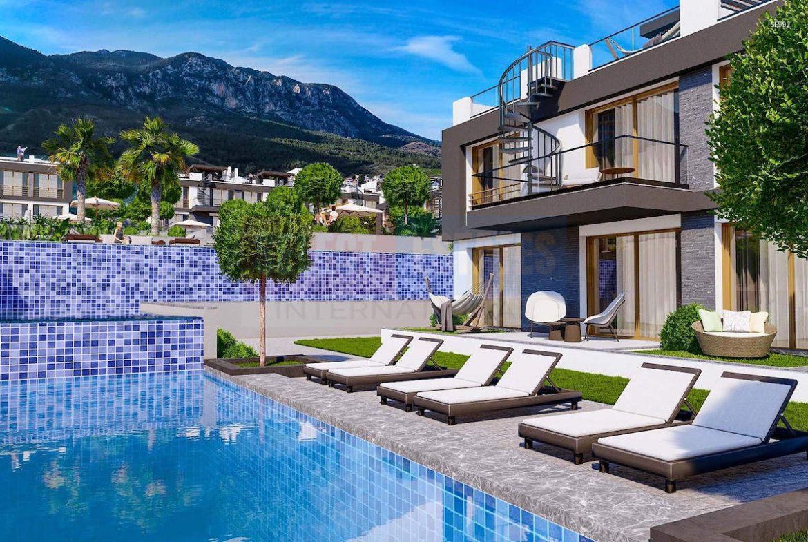 Luxury Garden Apartment in Lapta