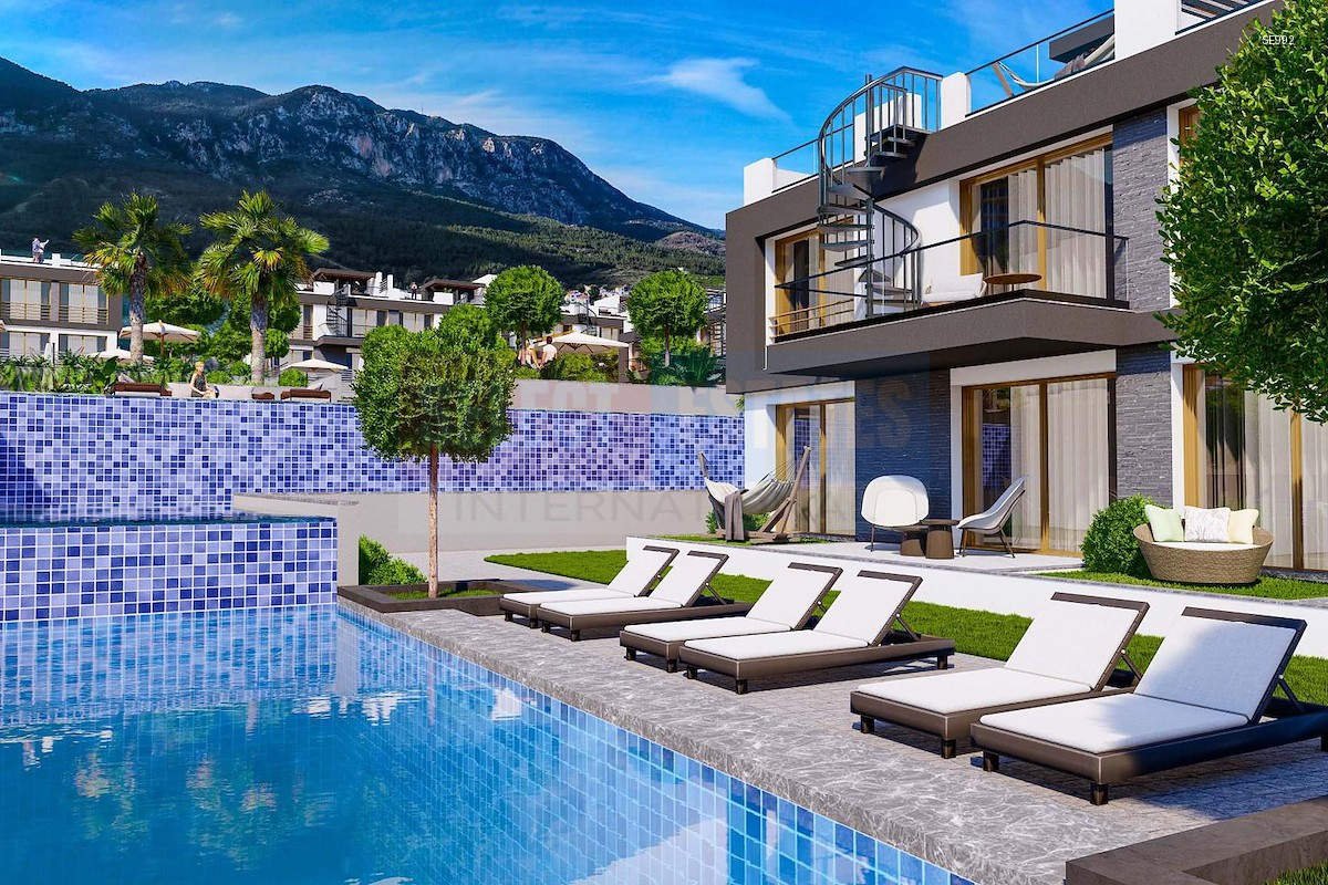 SE992_021 Luxury Garden Apartment in Lapta