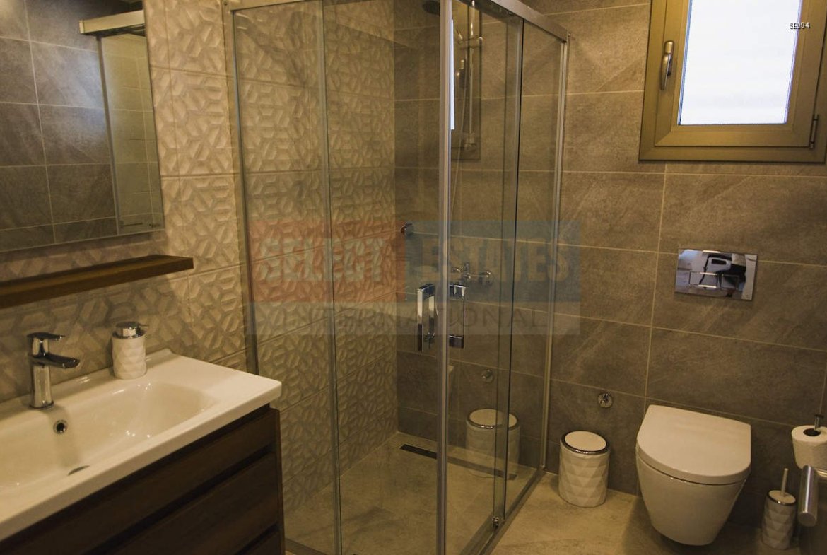 Ready-to-Move-In Penthouse in Alsancak