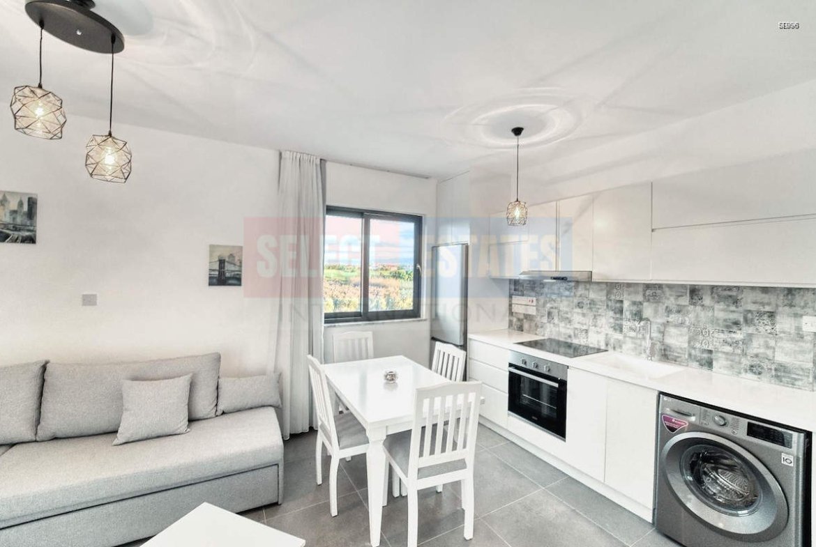 Seafront Ready Apartment in Gaziveren