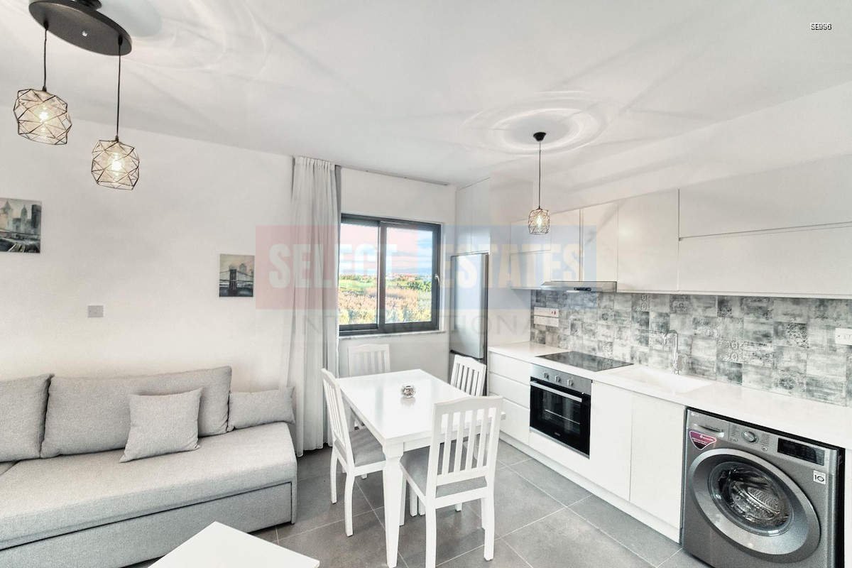 Seafront Ready Apartment in Gaziveren