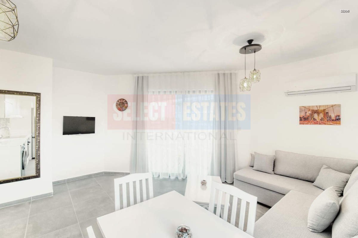Seafront Ready Apartment in Gaziveren
