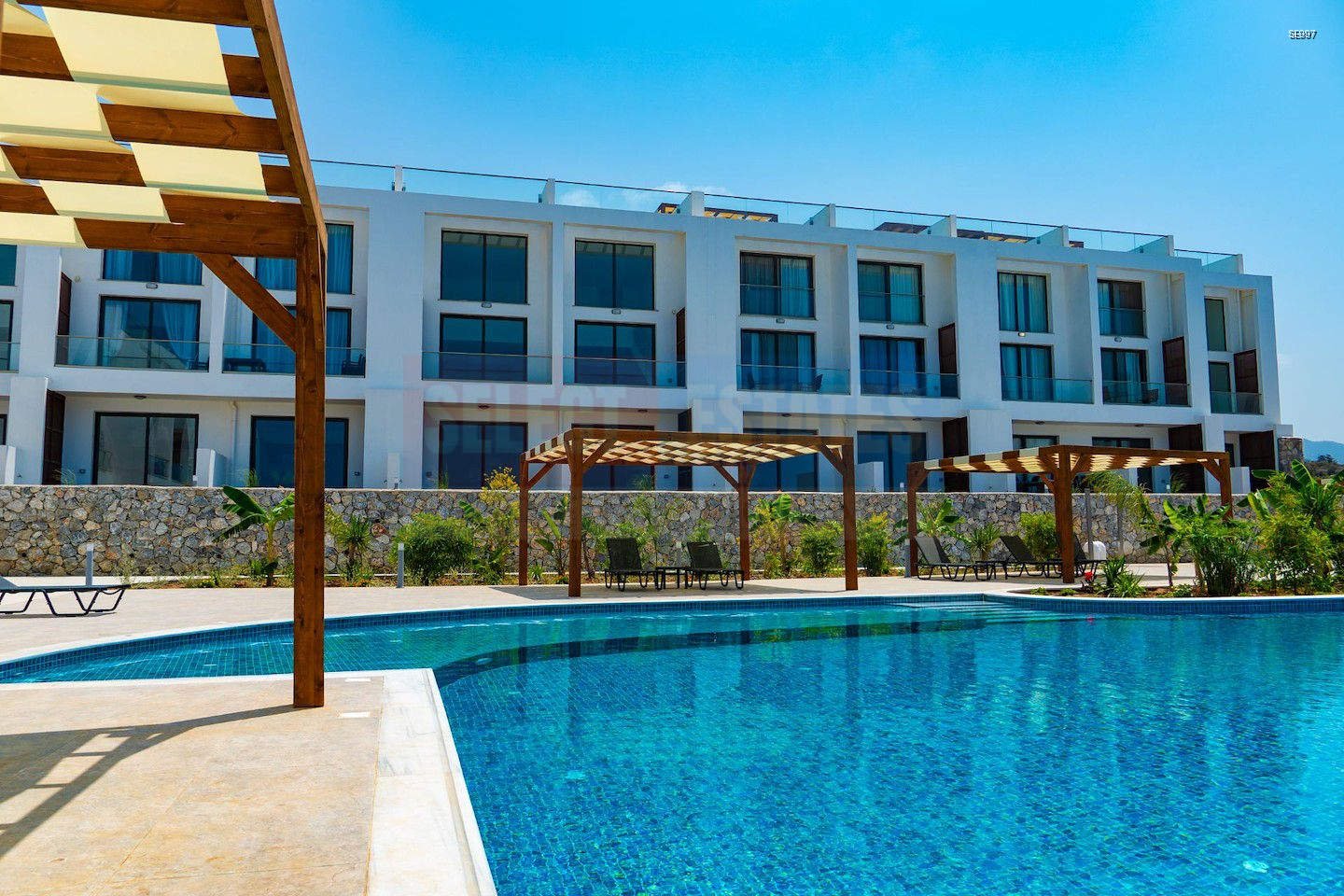 Ready Studio by the Golf Course in Esentepe