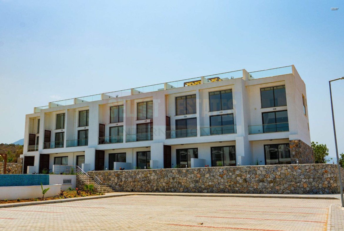 Ready Studio by the Golf Course in Esentepe