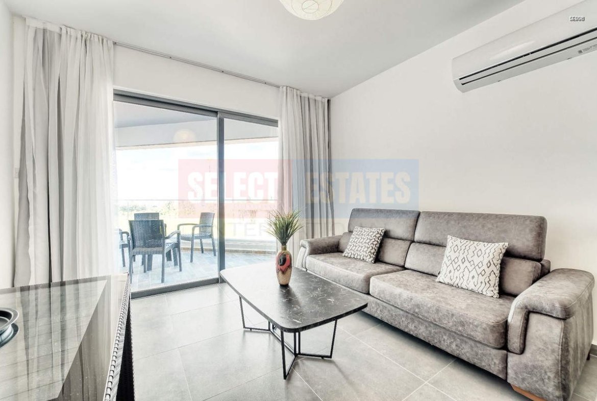 Seafront Ready Apartment in Gaziveren