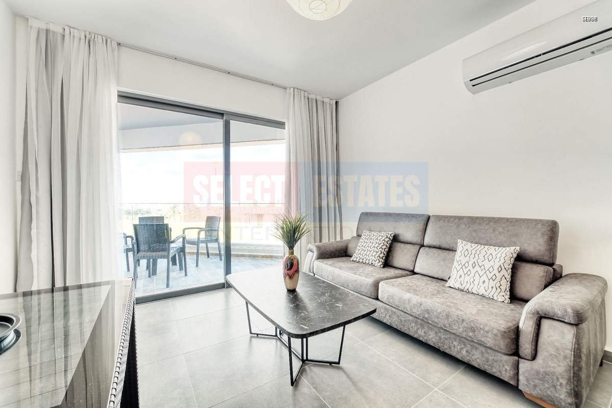 Seafront Ready Apartment in Gaziveren