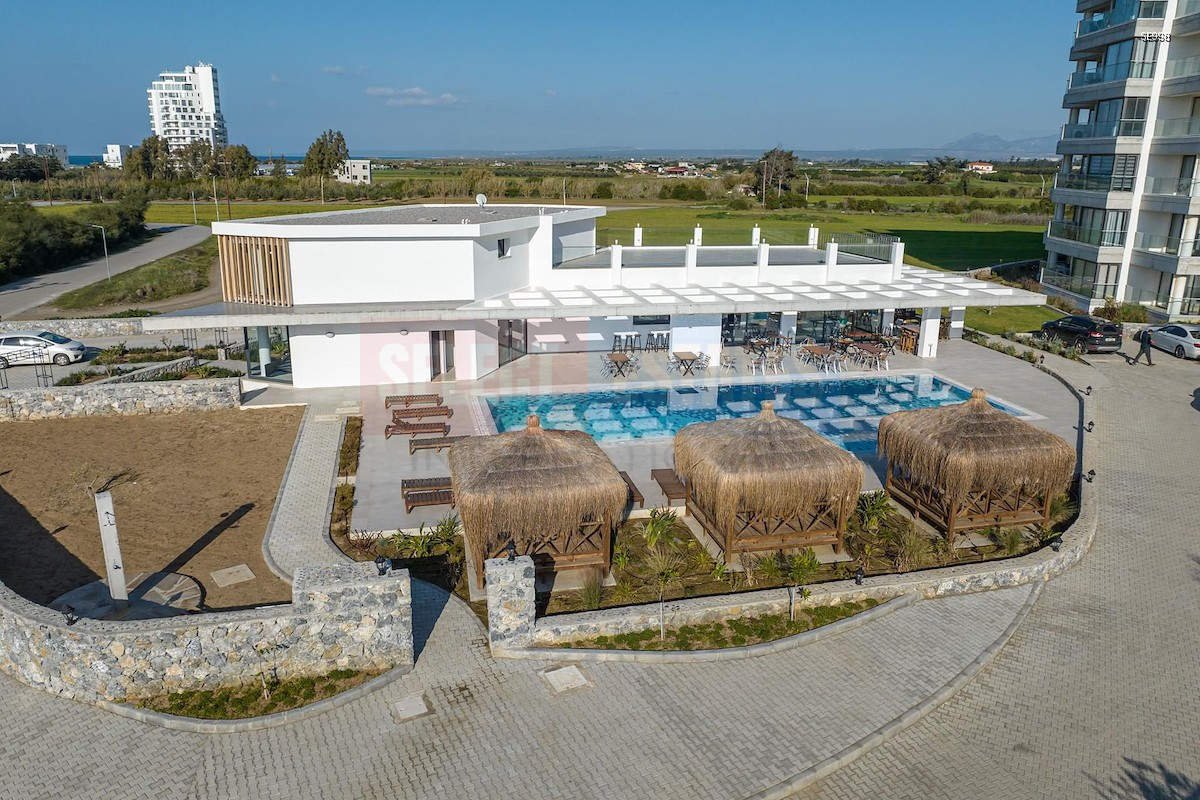Seafront Ready Apartment in Gaziveren