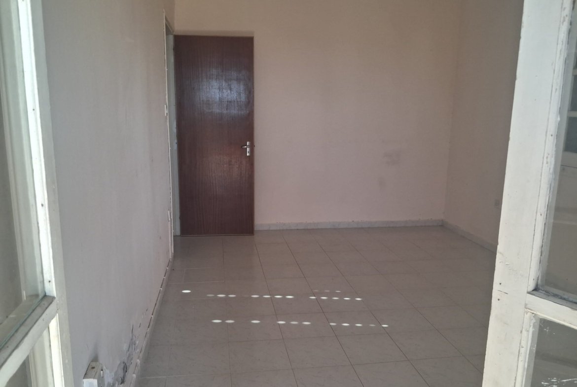 Old stone house or Apartment Plot for Sale in Alsancak