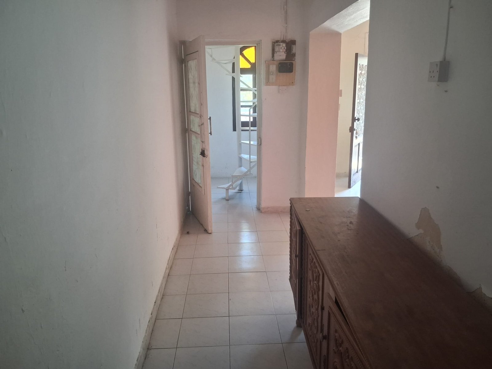 Old stone house or Apartment Plot for Sale in Alsancak
