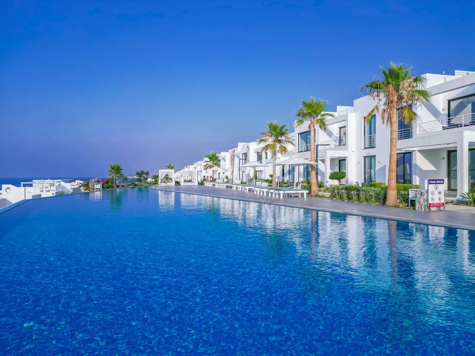 cove-86294_result Ready to Move In with Garden in Esentepe