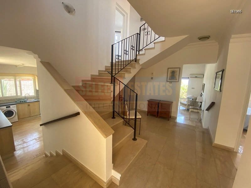 Seafront Villa in Esentepe