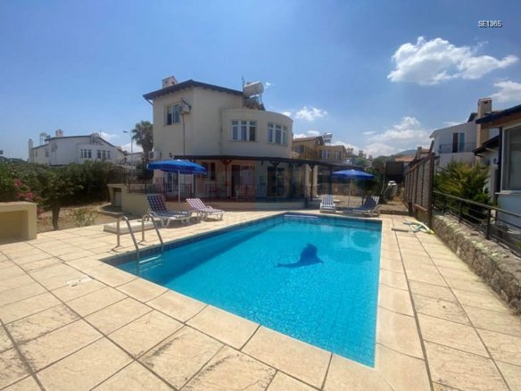 Seafront Villa in Esentepe