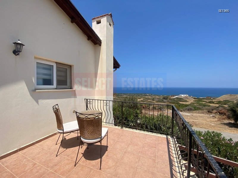 Seafront Villa in Esentepe