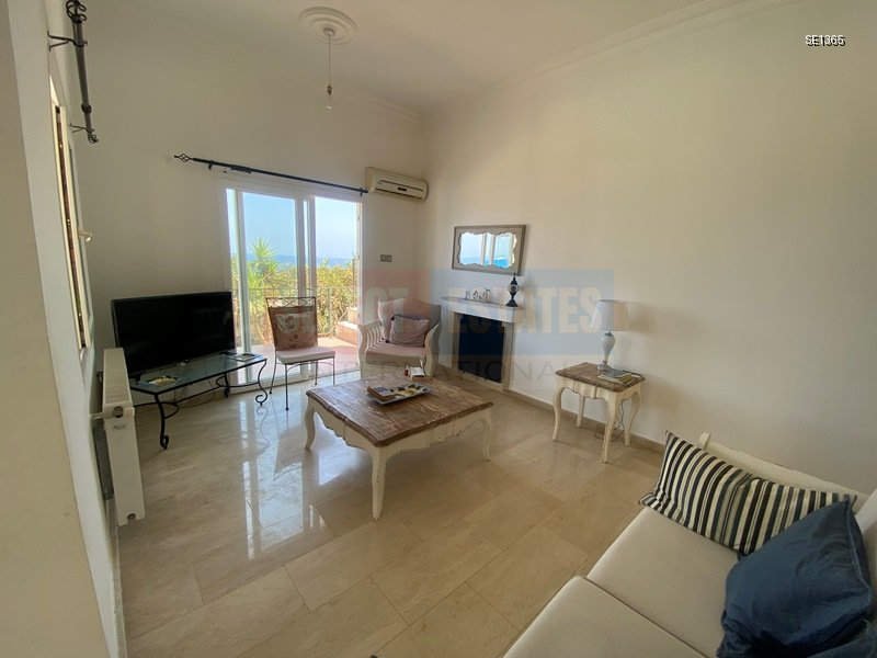 Seafront Villa in Esentepe
