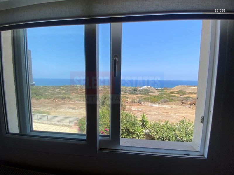 Seafront Villa in Esentepe