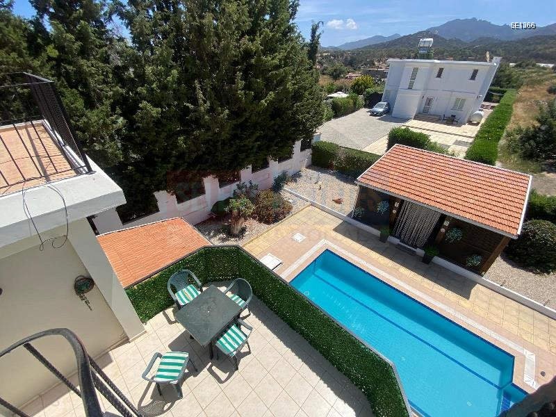 Luxury Villa with Pool in Tatlisu