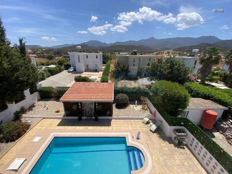 Luxury Villa with Pool in Tatlisu