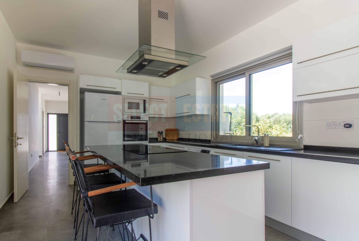 Modern Luxury Villa in Ozanköy