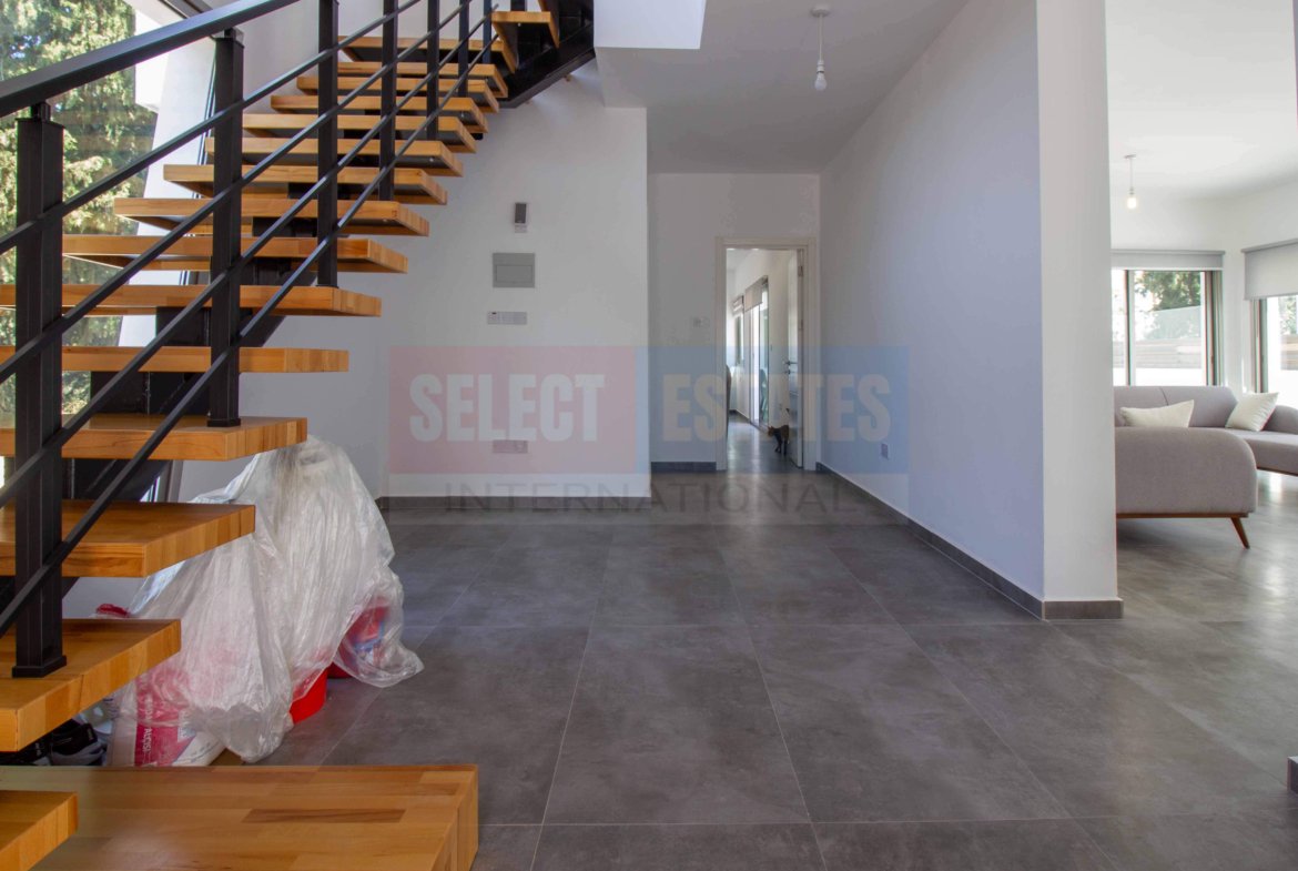 Modern Luxury Villa in Ozanköy