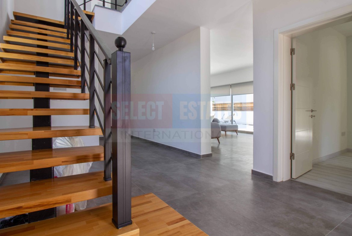 Modern Luxury Villa in Ozanköy