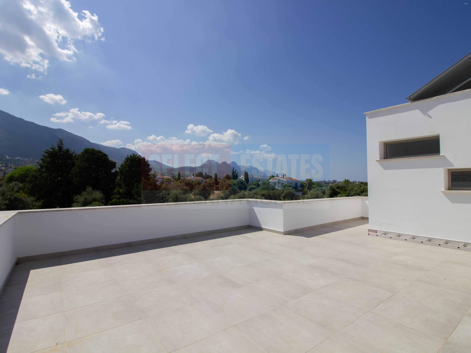 Modern Luxury Villa in Ozanköy