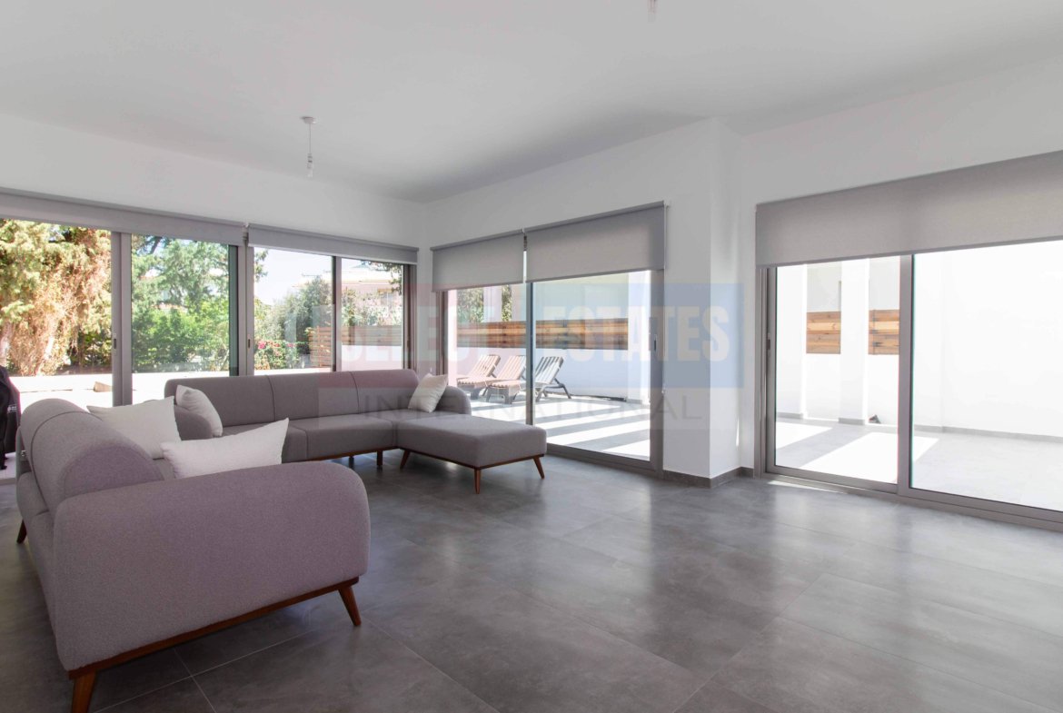 Modern Luxury Villa in Ozanköy