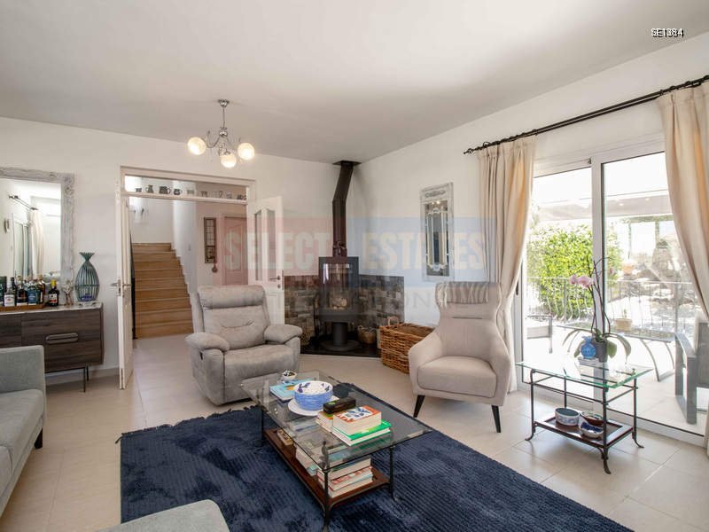 Magnificent Villa with Sea View in Arapköy