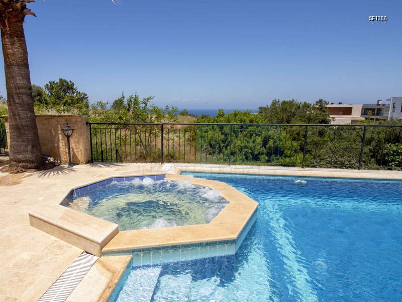 Panoramic Luxury Villa in Bellapais