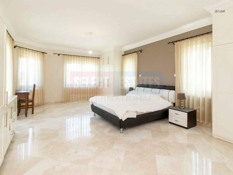 Panoramic Luxury Villa in Bellapais