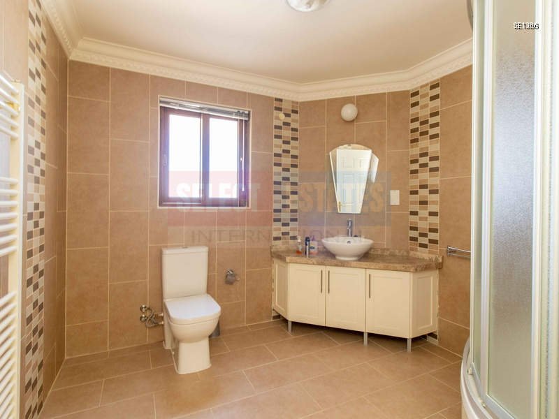 Panoramic Luxury Villa in Bellapais
