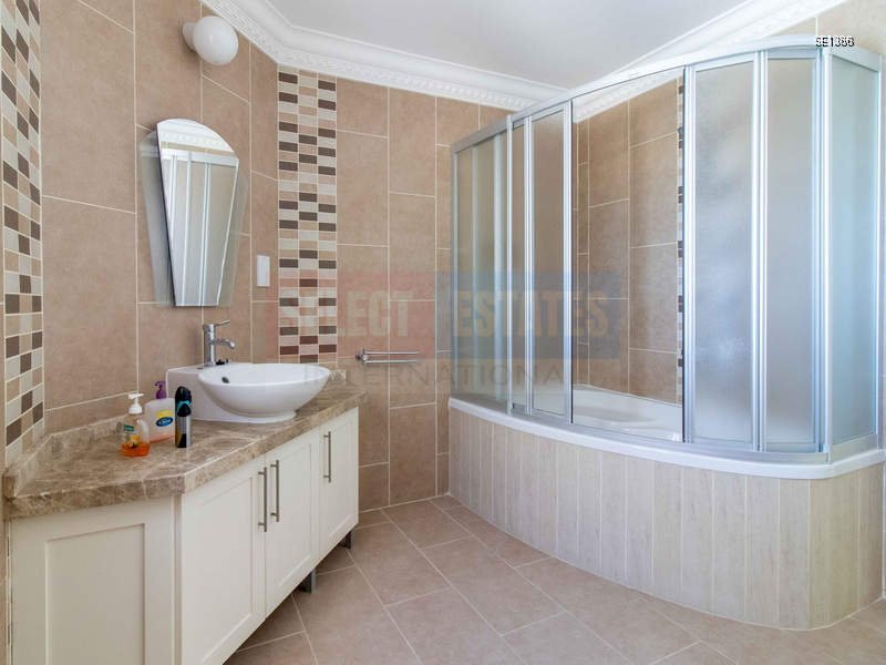 Panoramic Luxury Villa in Bellapais