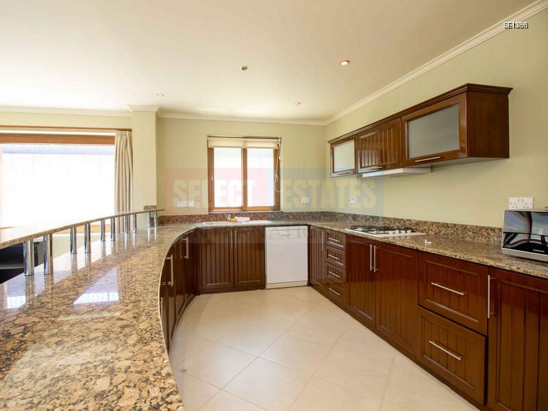 Panoramic Luxury Villa in Bellapais