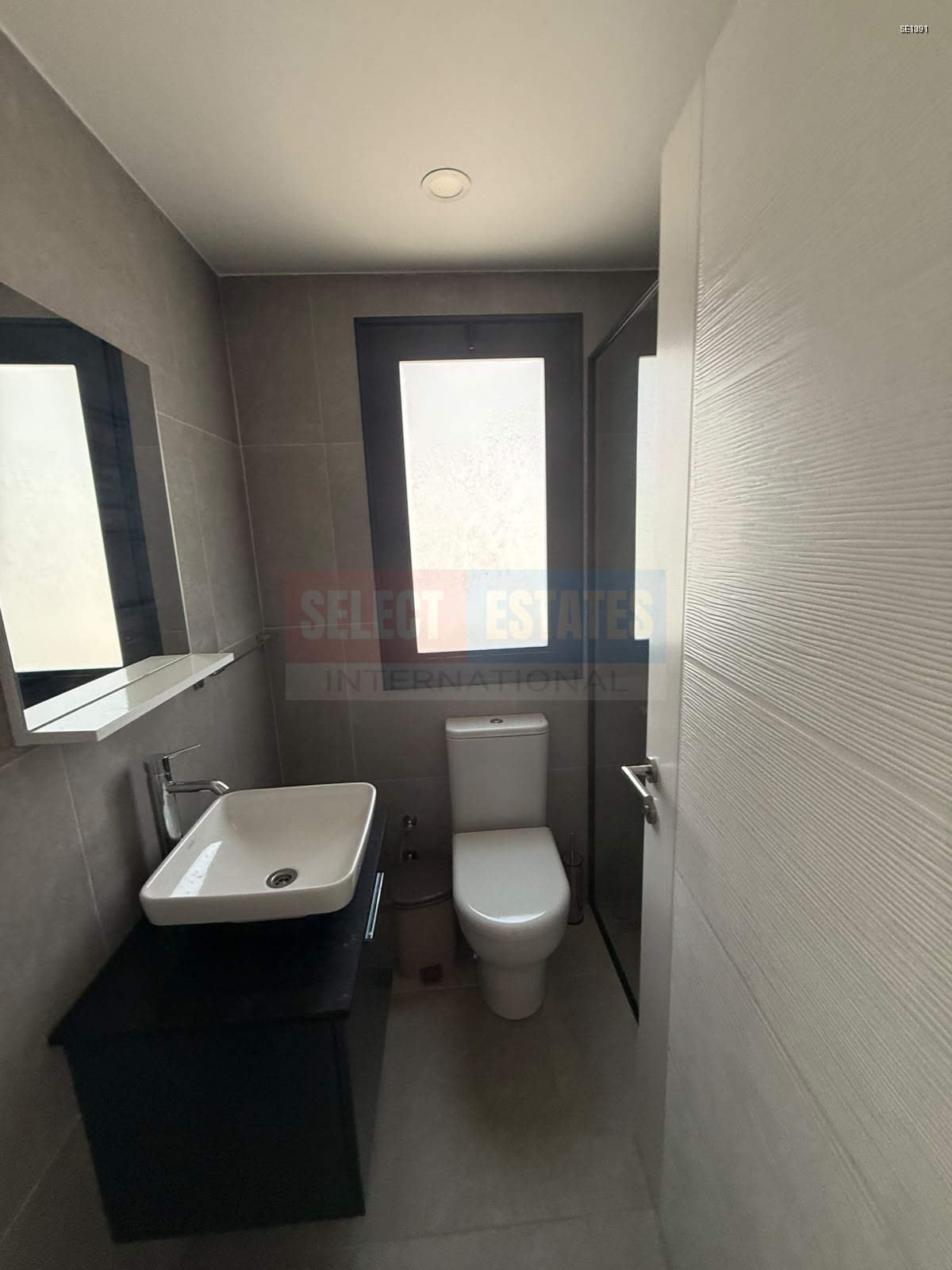 Cove Garden Fully Furnished Apartment
