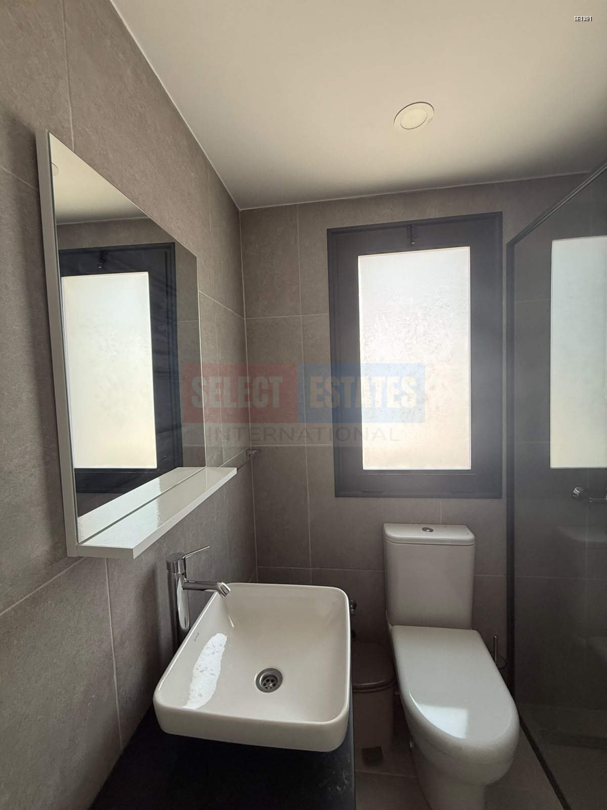 Cove Garden Fully Furnished Apartment