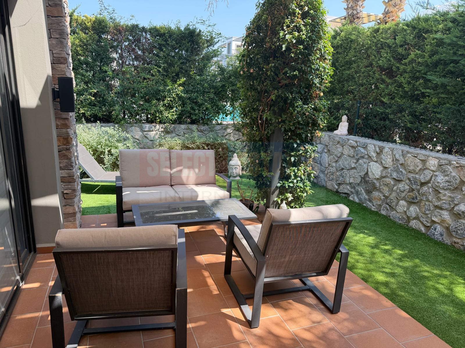 Ready-to-Move-In Apartment in Alsancak