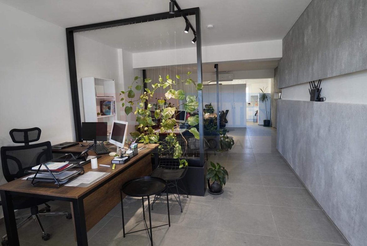 Shop For Sale in Angel Towers